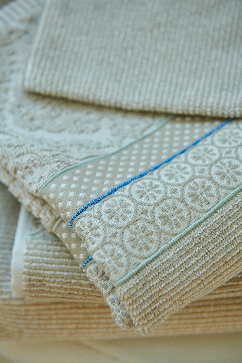 Pip Studio | Duschtuch | Soft Zellige | Khaki | 70 x 140 cm